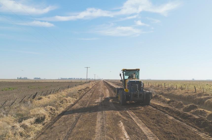 La Municipalidad describió el plan de trabajo para los caminos vecinales
