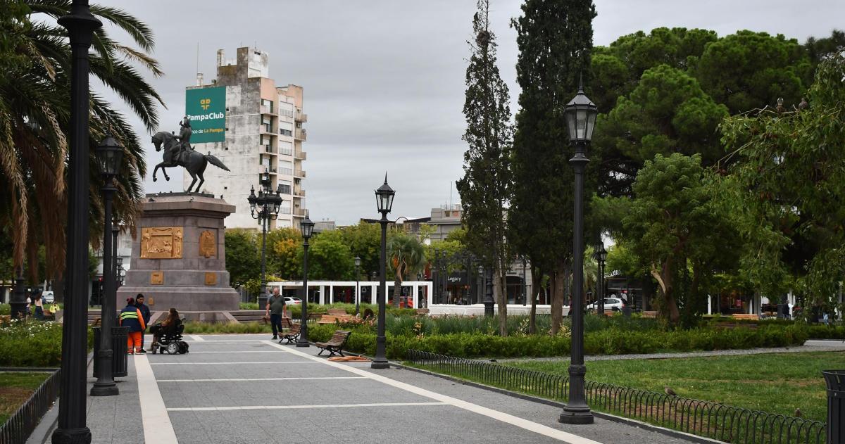 Santa Rosa vive un domingo nublado y con probabilidades de lluvia