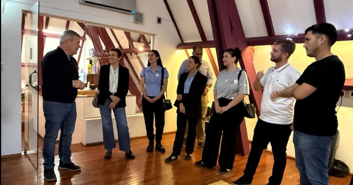 El ministro Álvarez estuvo en la inauguración