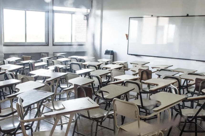 Las facultades permanecen vacías