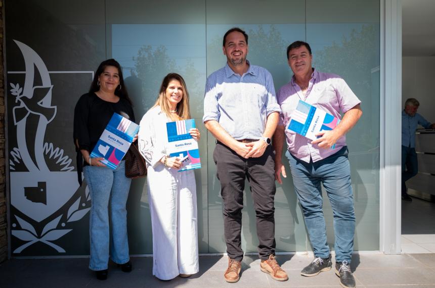 Los créditos fueron entregados por el intendente di Napoli