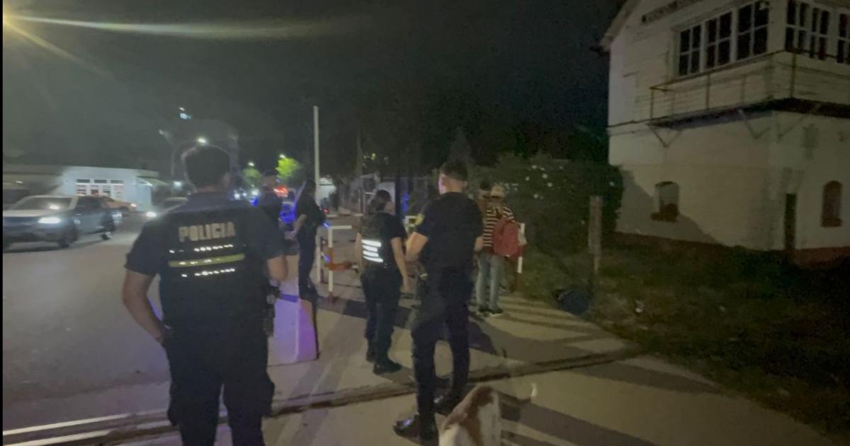 La Policía evitó los jóvenes que se instalaran