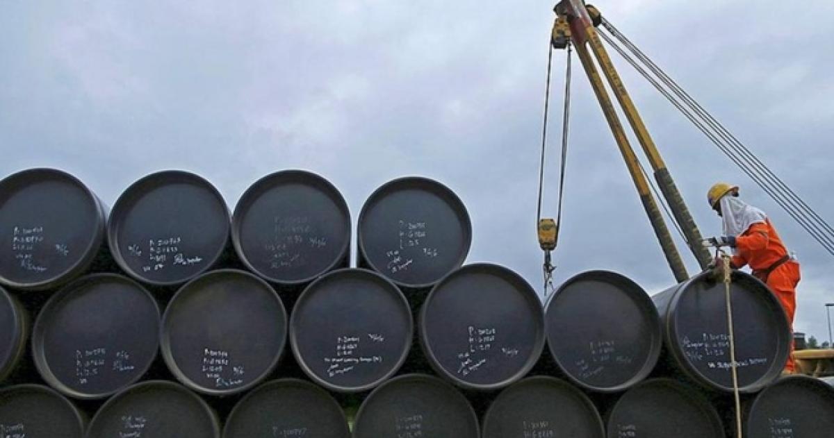 El petróleo vuelve a subir por encima de los US100