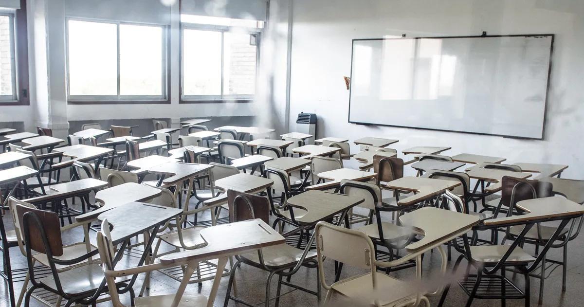 Las facultades permanecen vacías