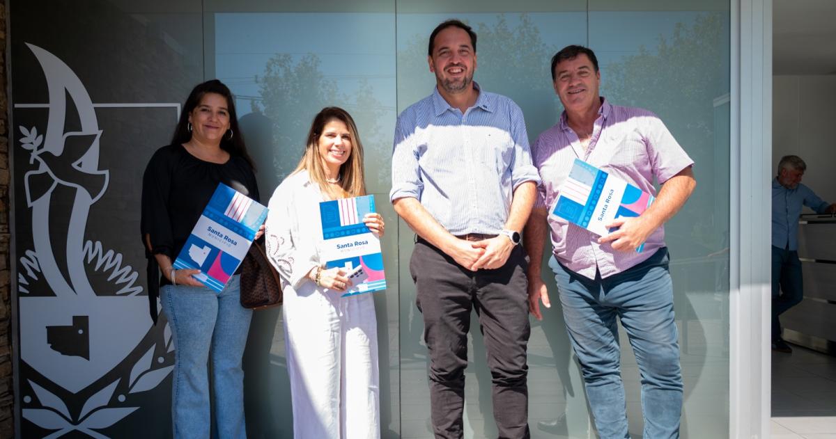 Los créditos fueron entregados por el intendente di Napoli