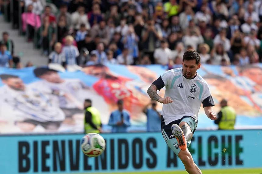 Scaloni confirmó que Messi ser� titular