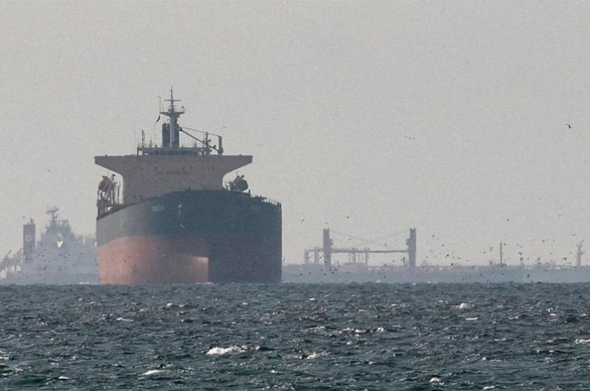 Iraacuten aprieta donde maacutes duele- quiere cobrar peaje en Ormuz y pone al mundo contra las cuerdas