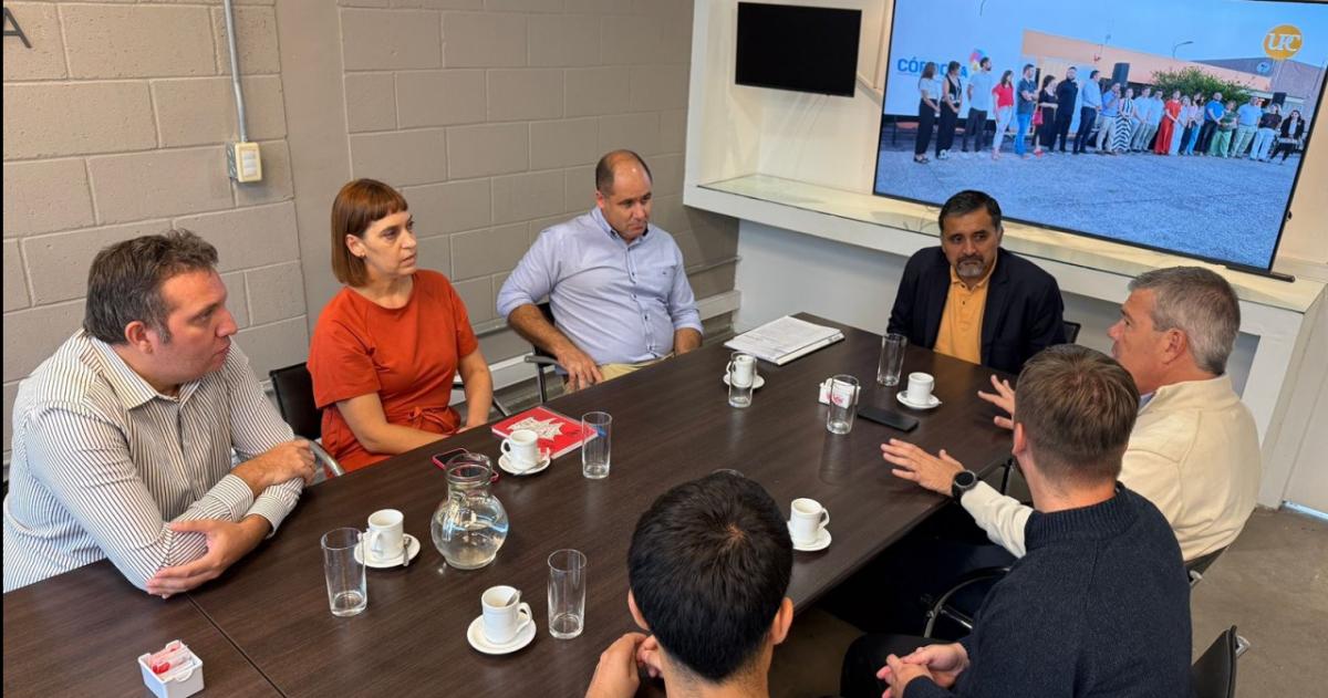 Acuerdo con la Universidad de Coacuterdoba para acompantildear a estudiantes de La Pampa