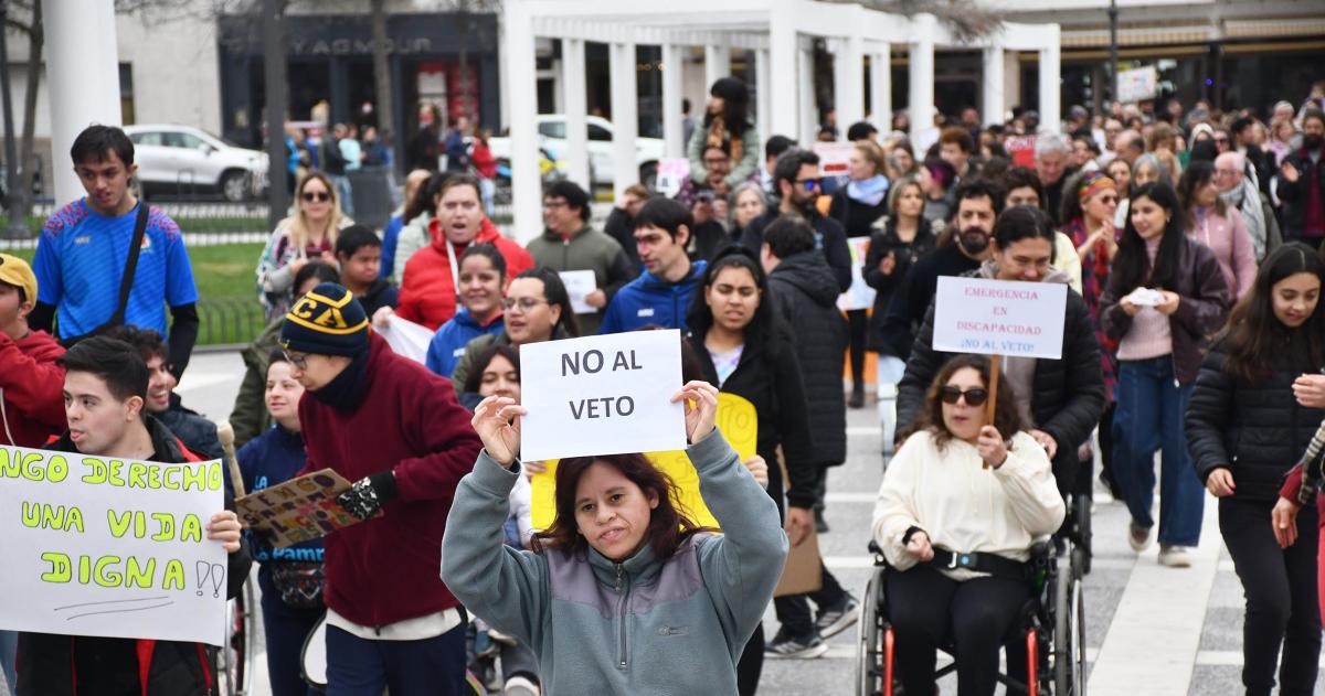 Prestadores de discapacidad denuncian cuatro meses sin cobrar
