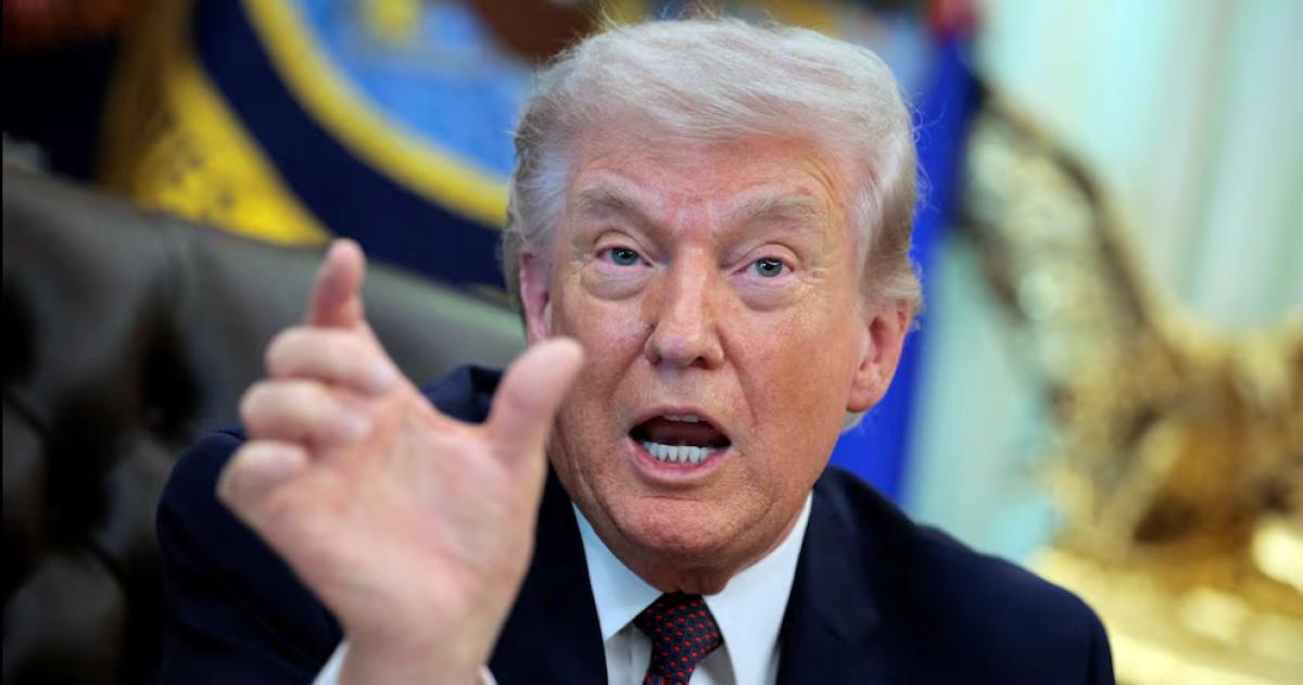 El presidente de Estados Unidos Donald Trump durante una conferencia de prensa en el Salón Oval de la Casa Blanca