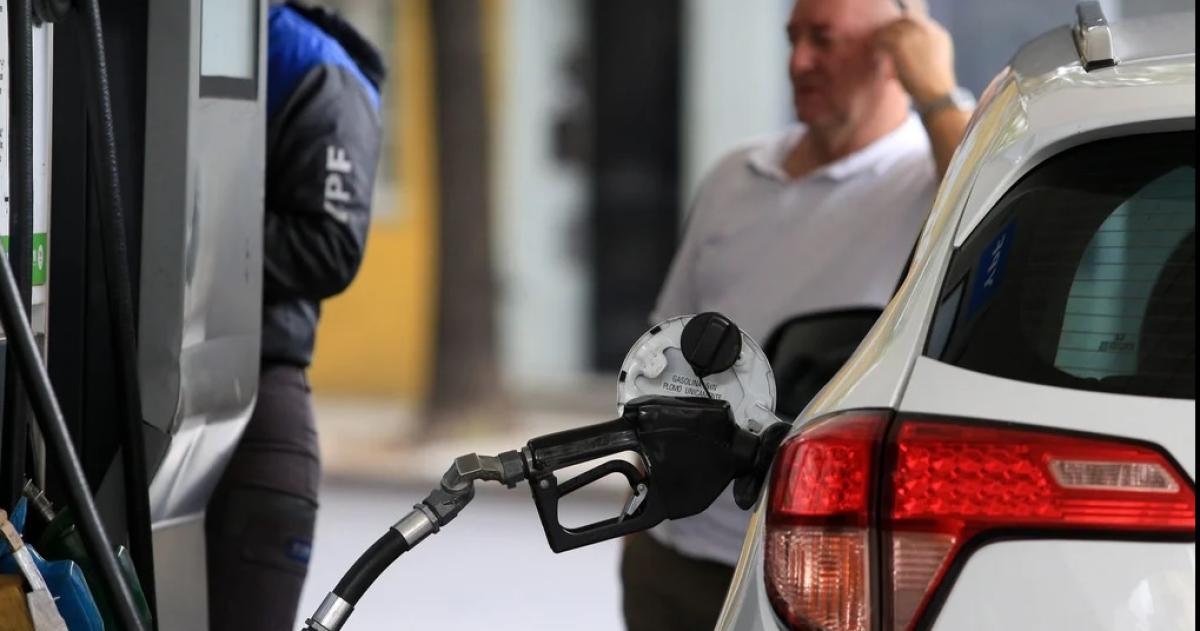 En abril no se aplicar� aumento en el impuesto a los combustibles