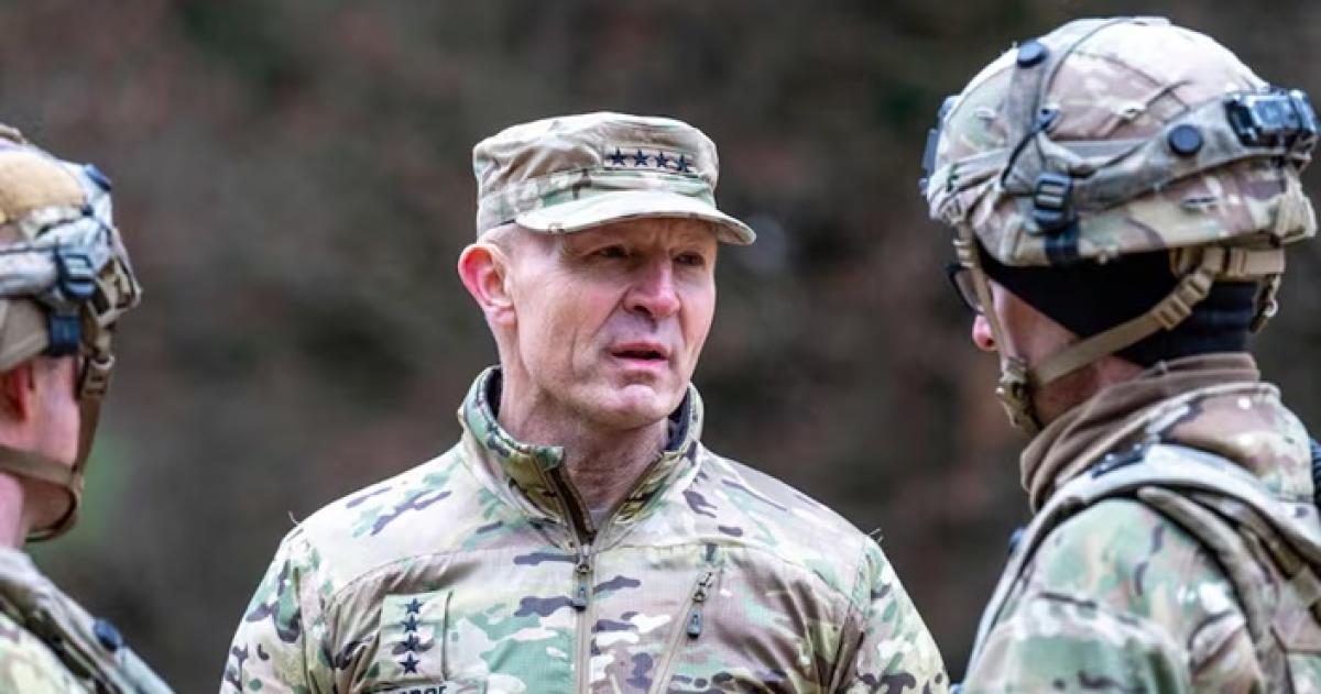 El exjefe del Estado Mayor del Ejército general Randy George