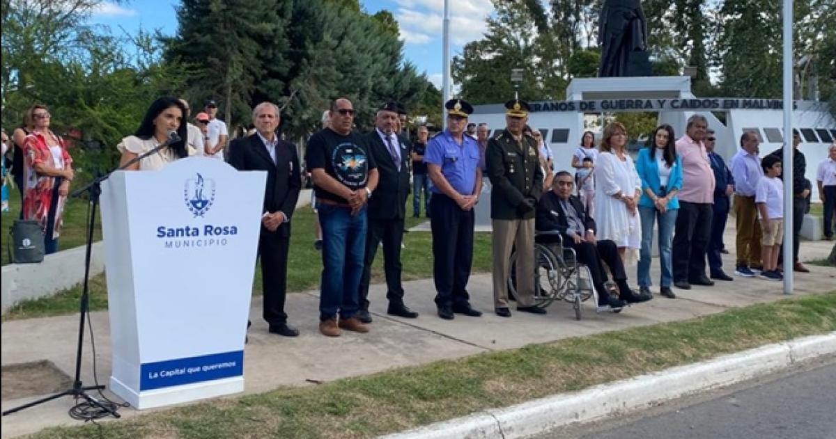 Autoridades municipales y provinciales participaron del acto en Santa Rosa