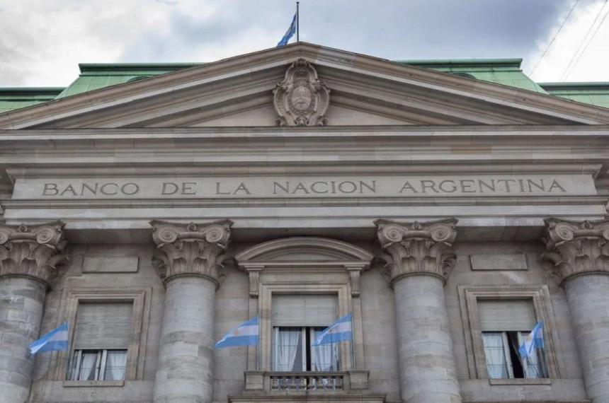 El BNA en la mira por dar créditos a funcionarios y autoridades de LLA