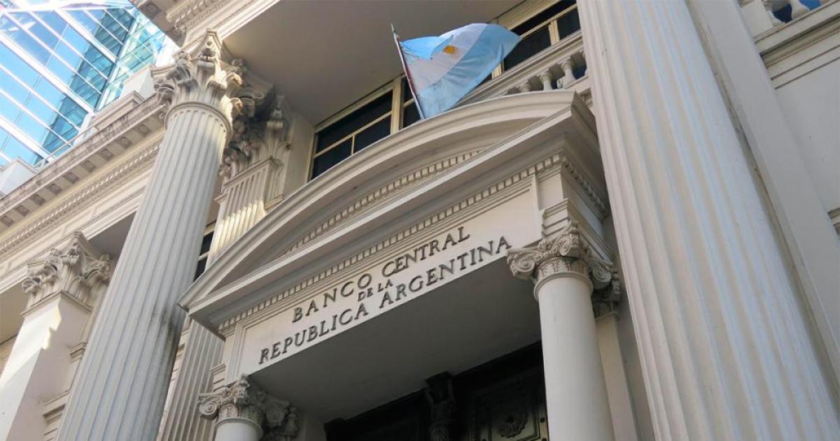 El Banco Central pisa fuerte- 60 diacuteas comprando doacutelares pero con una tensioacuten que no desaparece