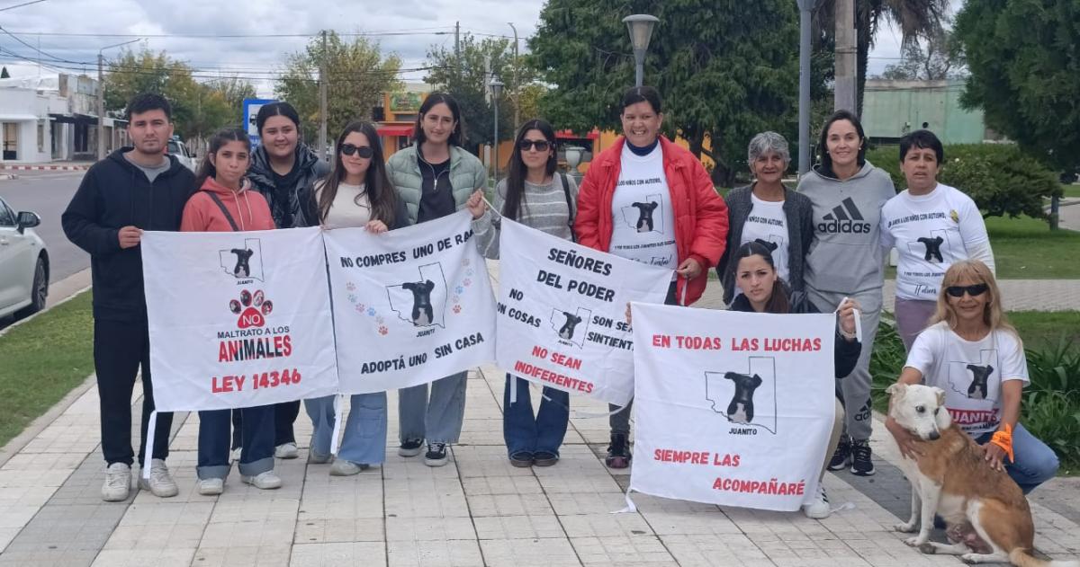 Marcha en Toay contra el maltrato animal- cruces con el agresor y su madre
