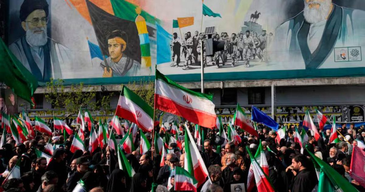 Iraacuten redobla la apuesta y amenaza con golpear maacutes allaacute de Medio Oriente- el conflicto entra en zona de alto riesgo