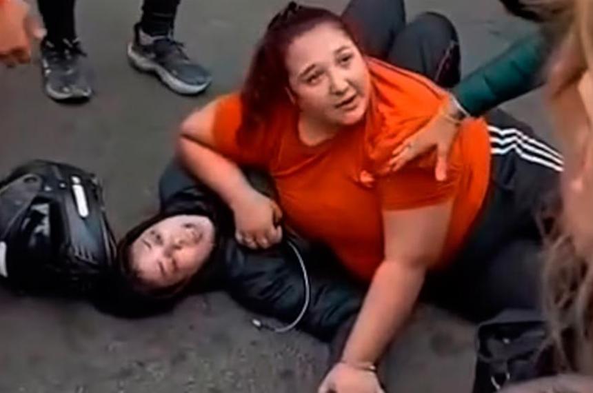 Furia al volante- una discusión mínima terminó en una escena salvaje en pleno centro de La Plata