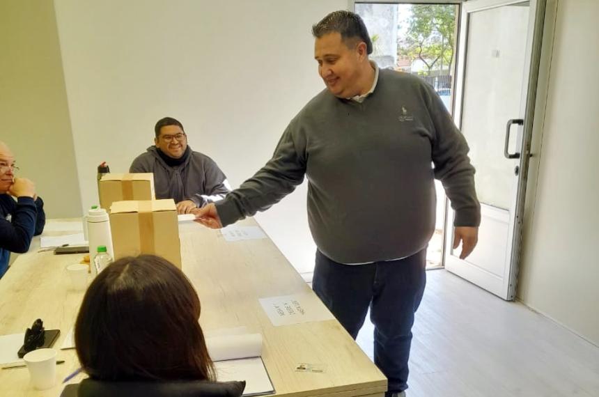 Diego Giménez el día que fue electo en UOCRA