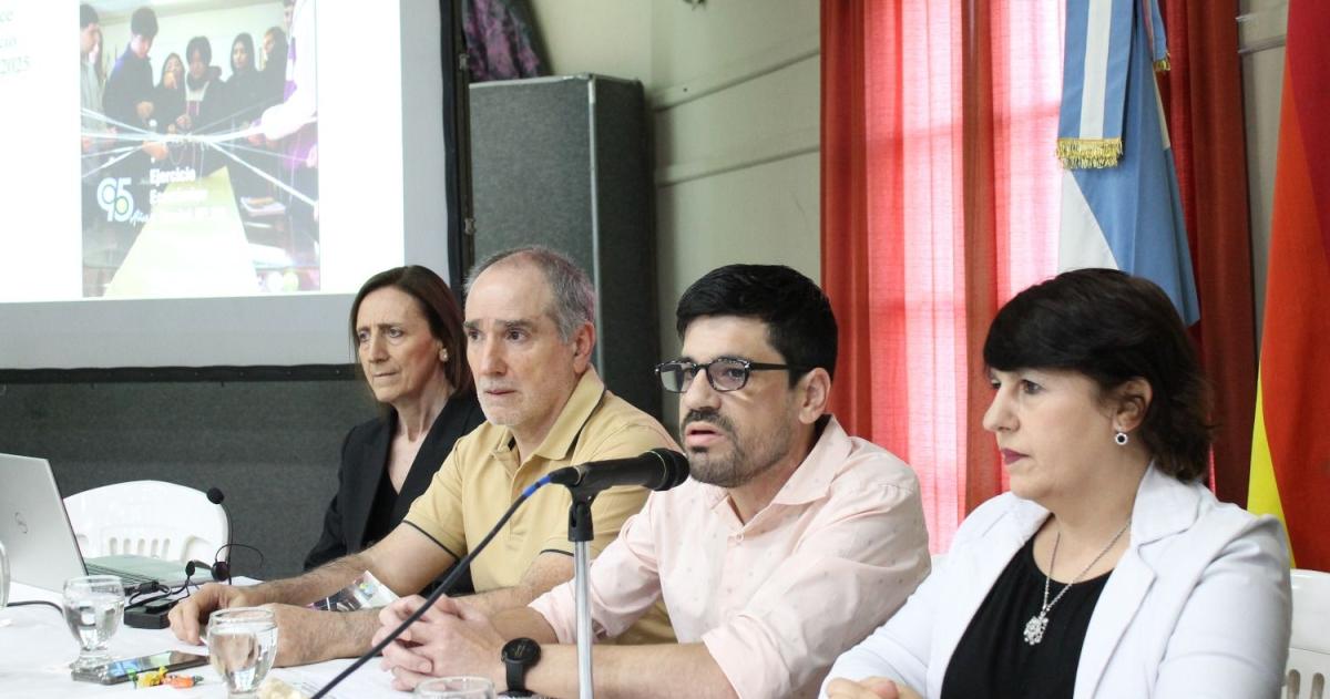 La conducción de la CPE fijó posición por Glaciares