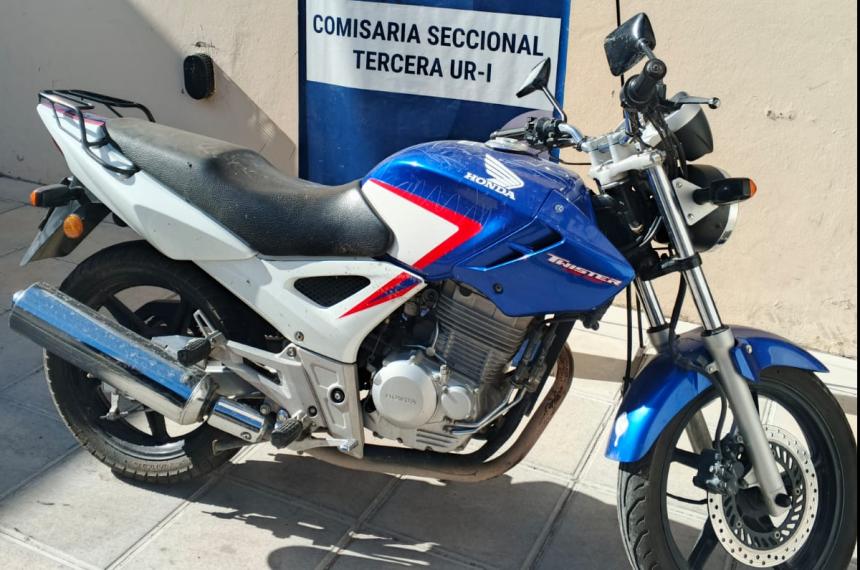 La moto recuperada por la Seccional Tercera