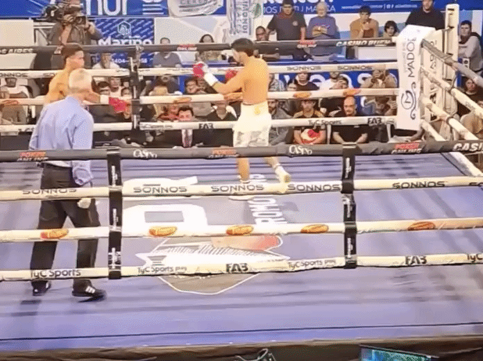 El filipino miel Fajardo derribó cuatro veces al argentino Tobías Pitbull Reyes