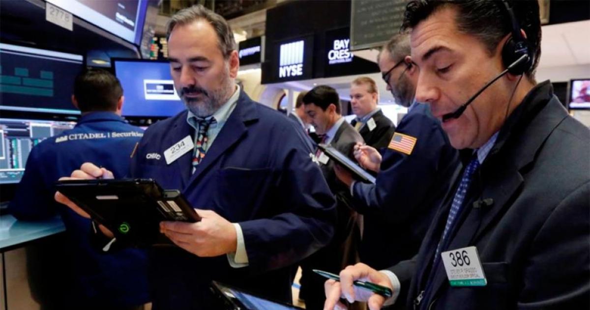 Los bonos argentinos subieron y el riesgo país quedó cerca de los 500 puntos