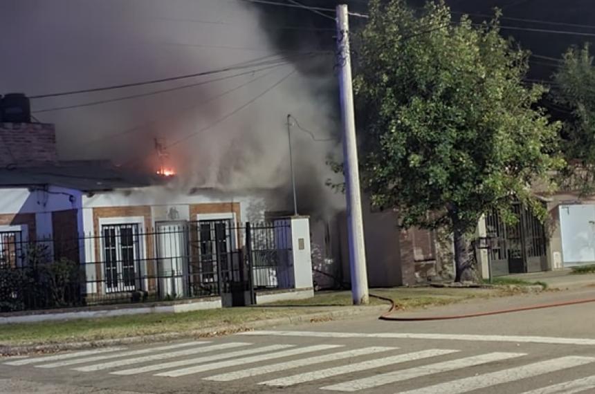 El foco se originó en el garaje de una vivienda