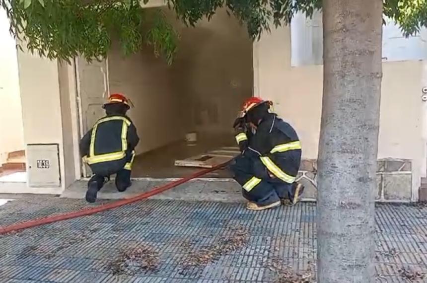 Los bomberos de Pico lograron controlar las llamas en la vivienda