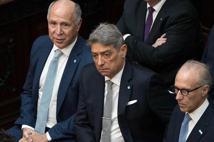 El recurso apunta a que la Corte declare la validez de la reforma