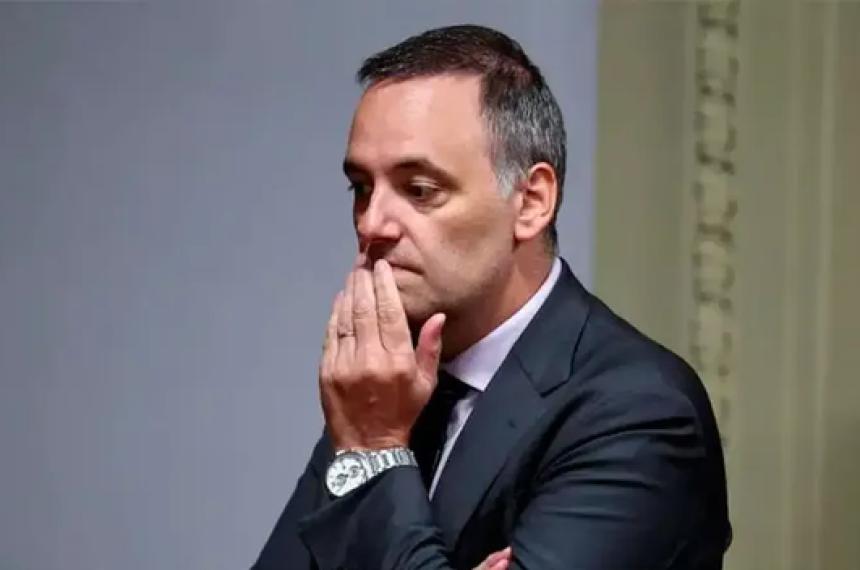 Rucci calificó de un hecho poco frecuente que Adorni adquiriera el departamento en 12 cuotas sin interés