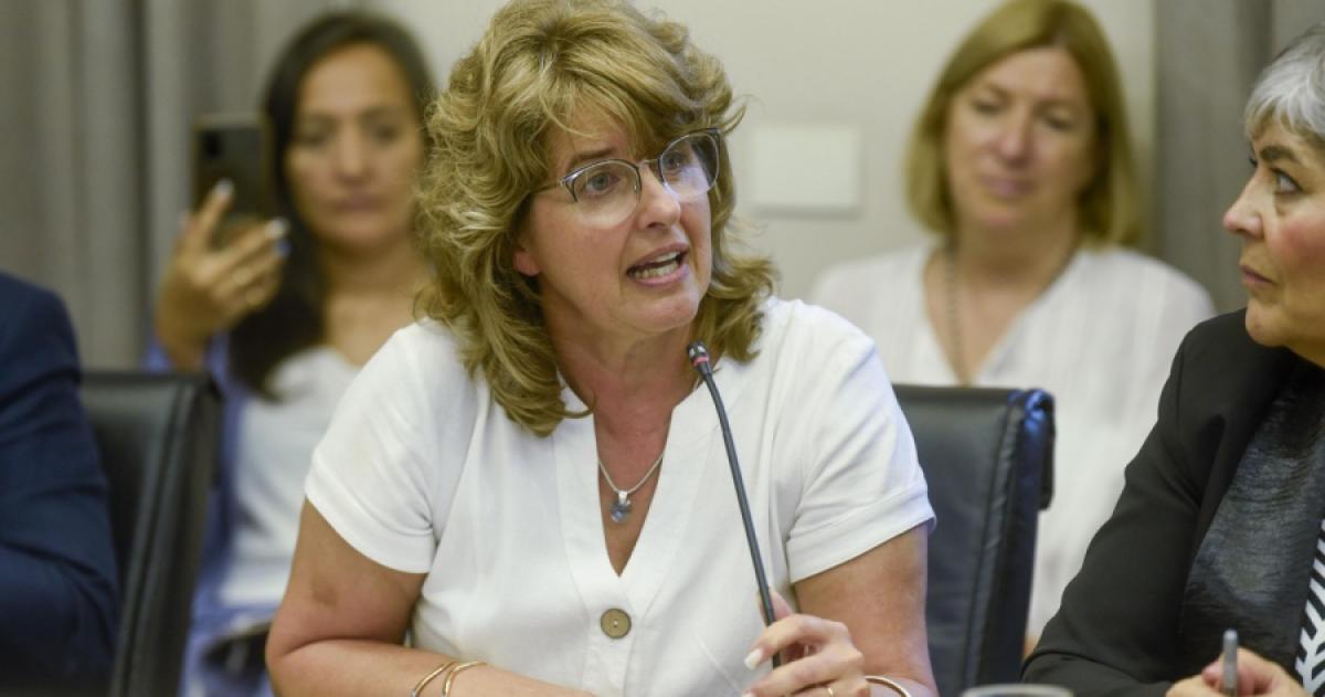 Marcela Feuerschvenger se re�ne este lunes con Horacio di N�poli