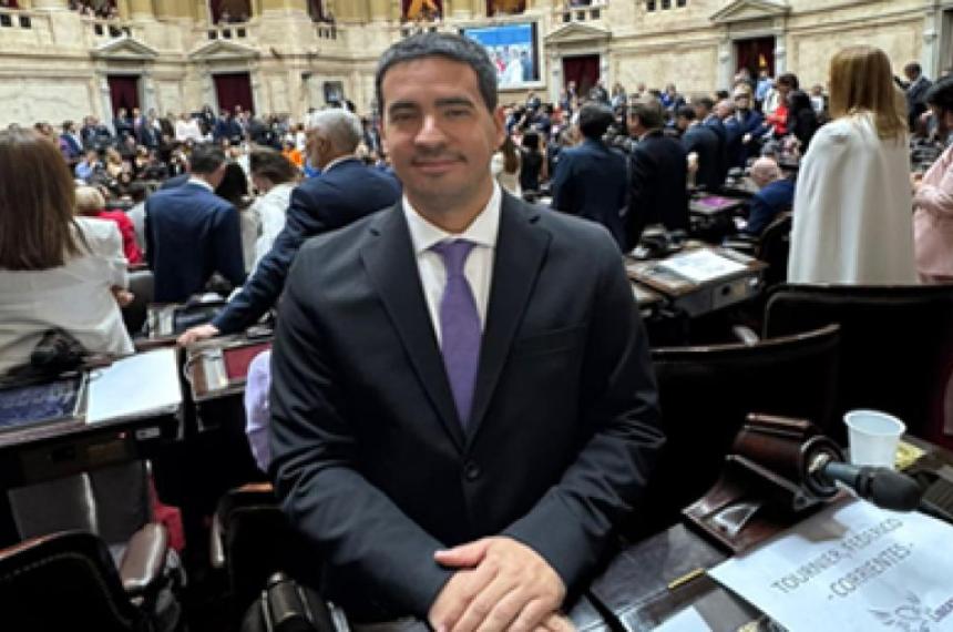 Diputado libertario Adri�n Ravier