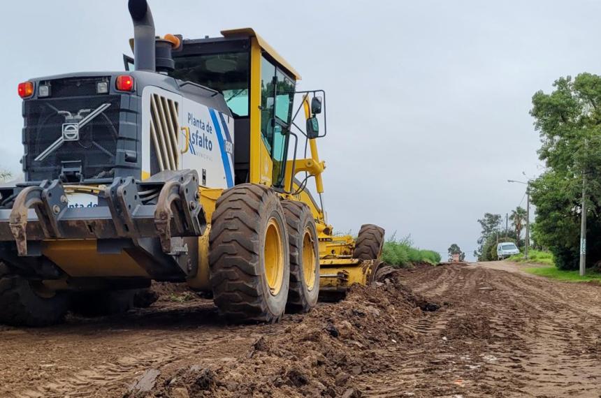 Distintas reparticiones participan de las tareas para responder a la situación provocada por el temporal