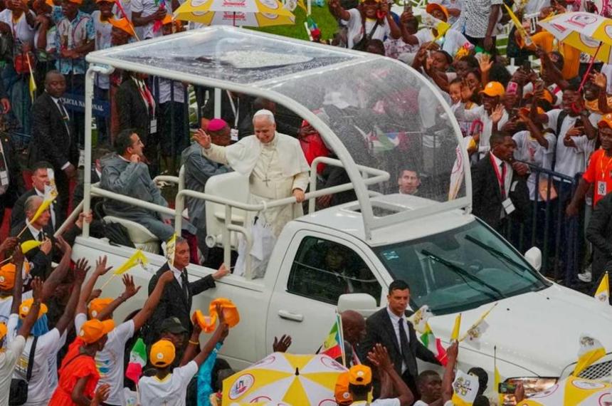 León XIV en Guinea Ecuatorial- un mensaje suave en las formas incómodo en el fondo