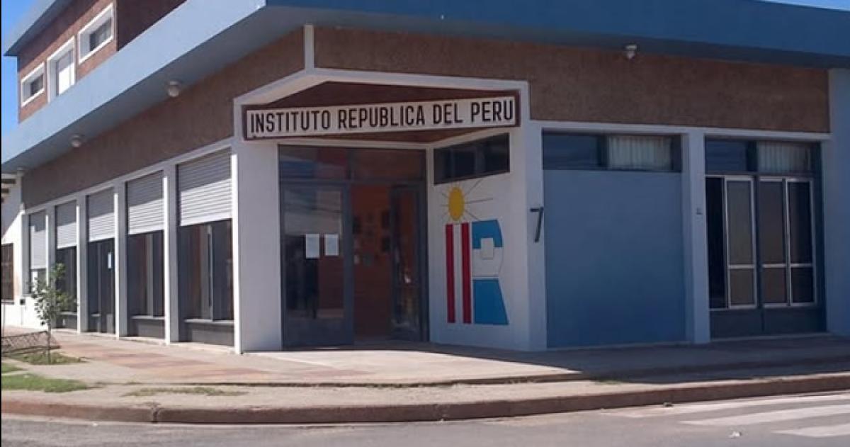 Las autoridades del colegio en Parera eval�an las sanciones para los alumnos autores de la pintada