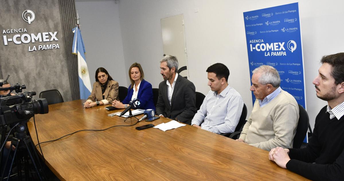La conferencia de prensa que dieron este miércoles autoridades provinciales y UNILPa
