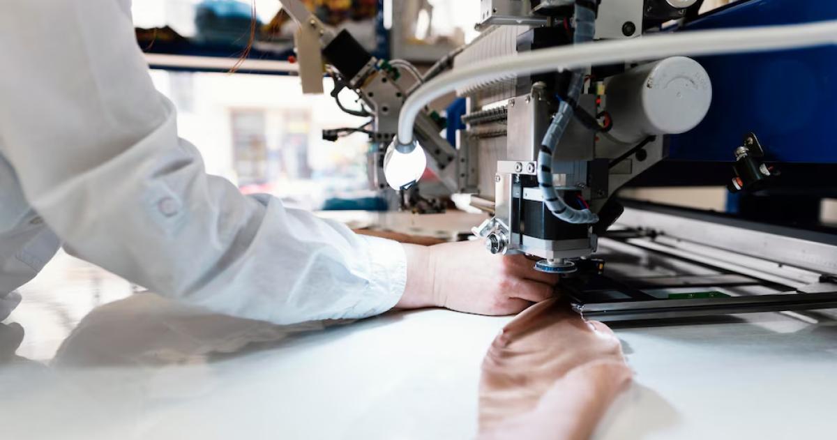 Sectores ligados a la construcción y a la competencia importada como el textil concentran las caídas m�s fuertes