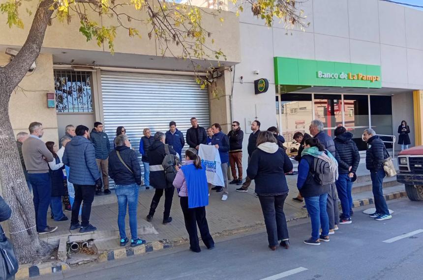 La medida se implementar� en los 21 tesoros regionales distribuidos en todo el país