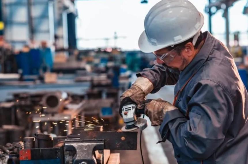 Los datos indican que la industria explica el 97-en-porciento- de las bajas laborales mensuales