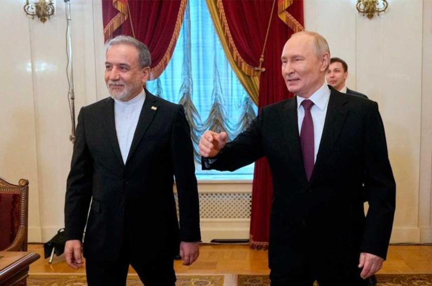 Putin recibió al canciller iraní y prometió mover fichas para acelerar la paz en Medio Oriente