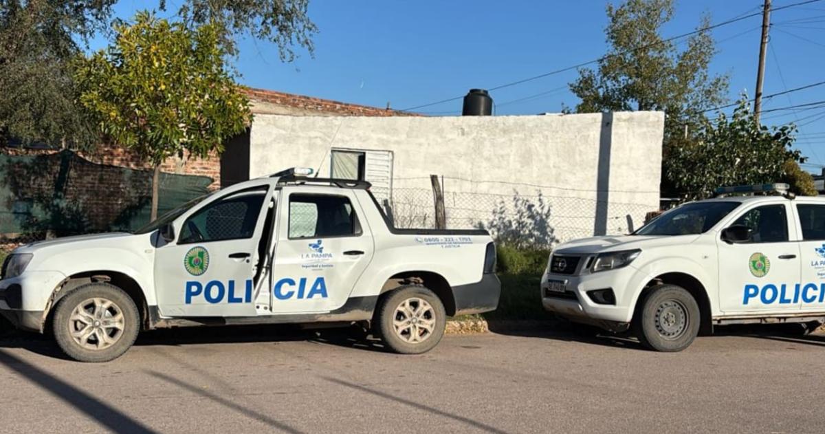 Uno de los allanamientos realizado por la policía de Toay