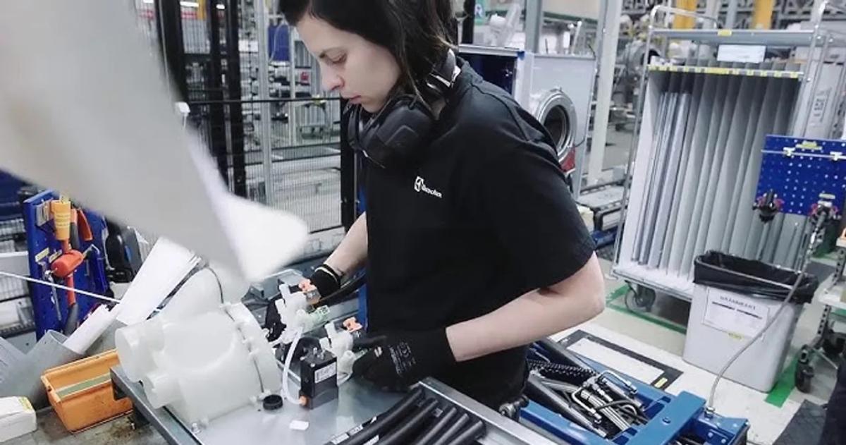 Frimetal discontinuar� la producción de heladeras