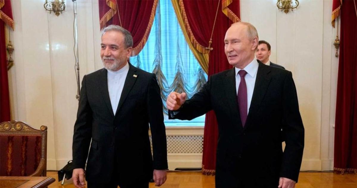 Putin recibió al canciller iraní y prometió mover fichas para acelerar la paz en Medio Oriente