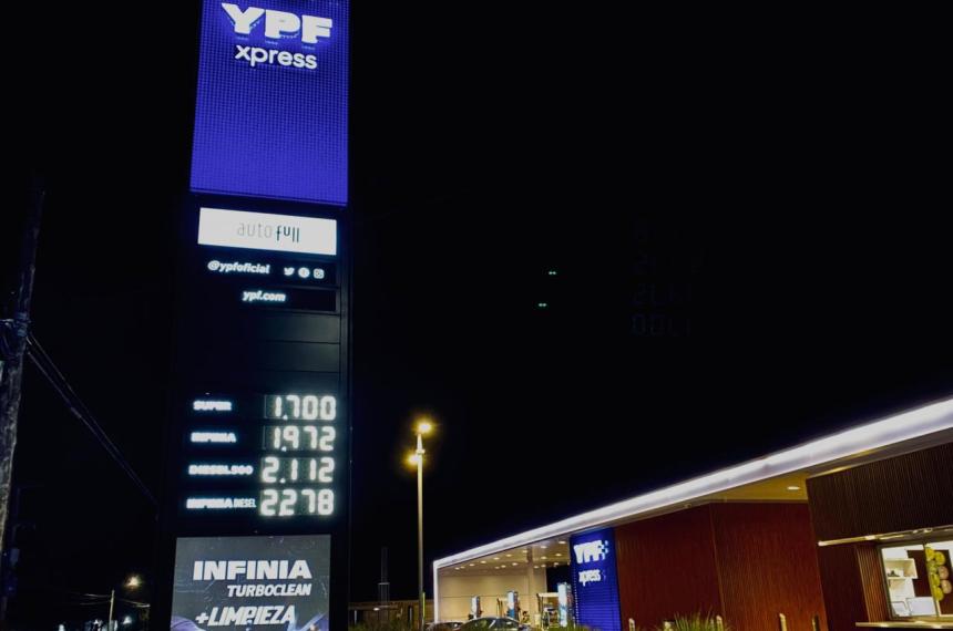 Las pizarras muestran los nuevos precios