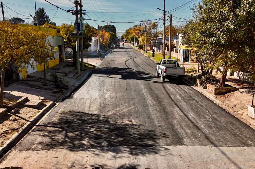 La Municipalidad concluyó la reconstrucción de la calzada y la renovación total del cruce con la calle Salta
