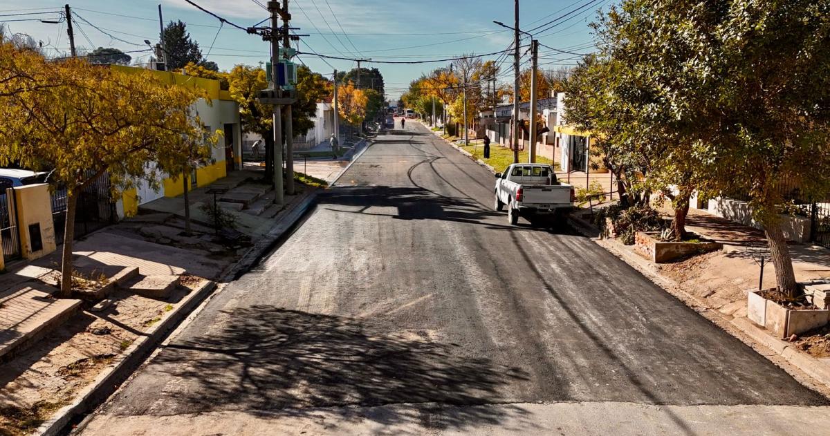 La Municipalidad concluyó la reconstrucción de la calzada y la renovación total del cruce con la calle Salta