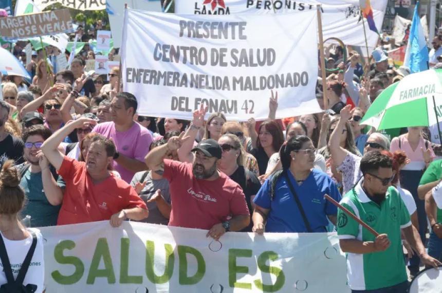Las CGT hace una radio abierta en la Plaza San Martín