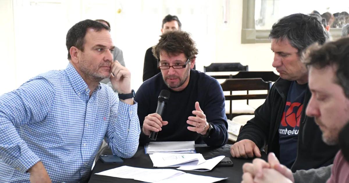  Tom�s Lorda explicó que el fideicomiso contempla la división en 171 lotes organizados en células de una hect�rea- un 33-en-porciento- destinado al club y el resto a cinco suscriptores