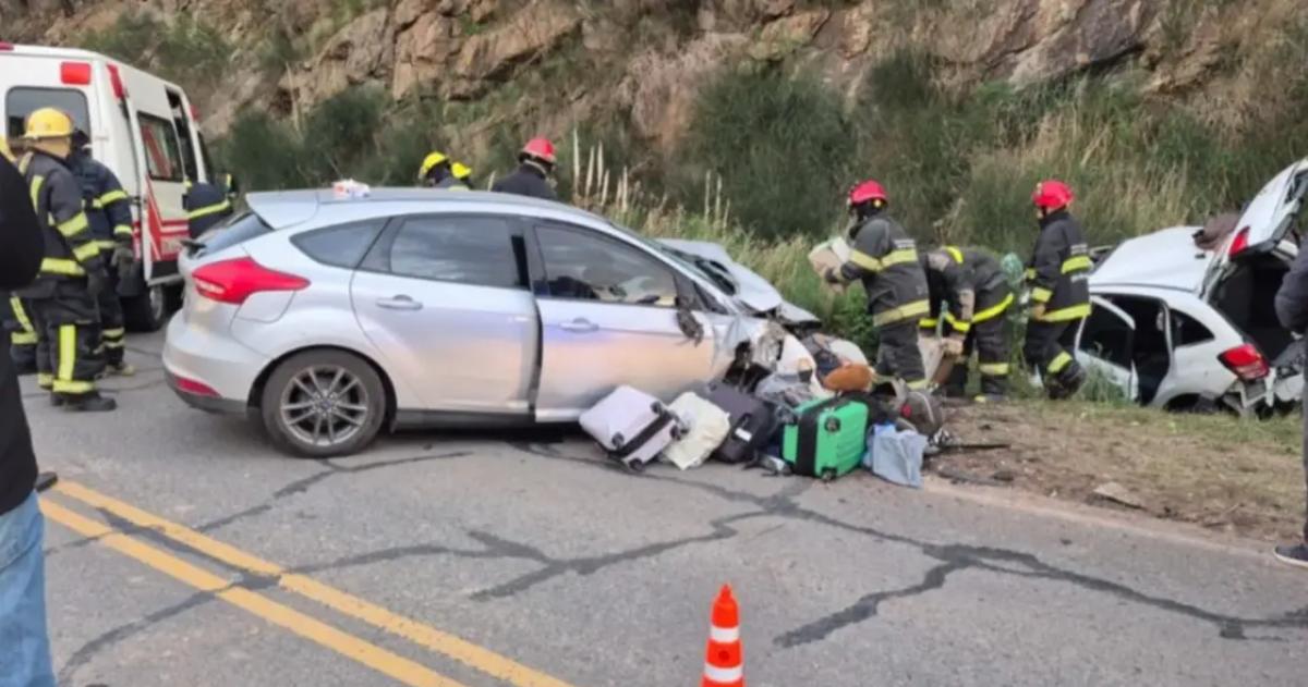 El Ford Focus y el C3 En este ultimo viajaban las cuatro víctimas